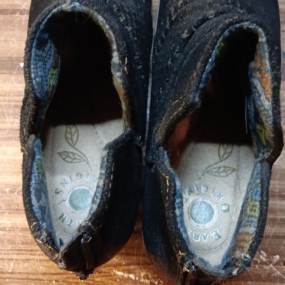 Earth Origins 8 black ankle boots 👢 - Picture 5 of 7